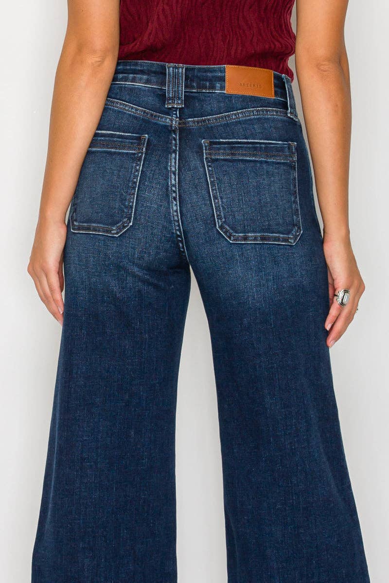 Sanida Jeans