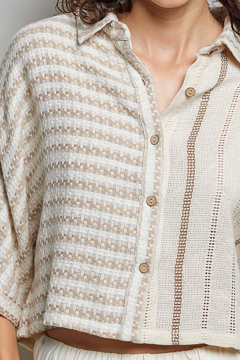 Cropped Relaxed Wood Button Detail Wide-Sleeve Shirt
