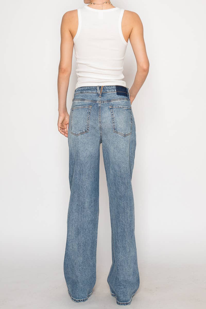 Slim Ultra High Rise 90's Straight Jeans