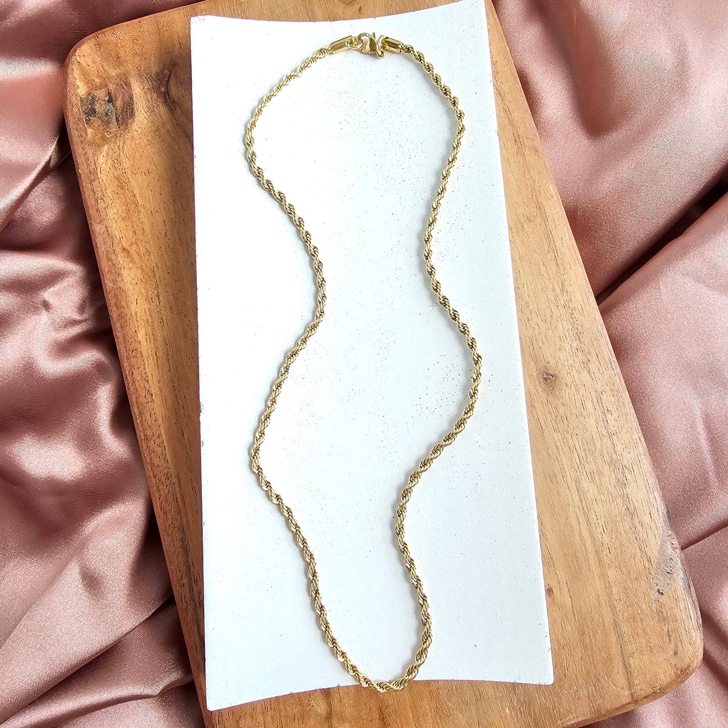 Luxe Gold Rope Chain - 16"