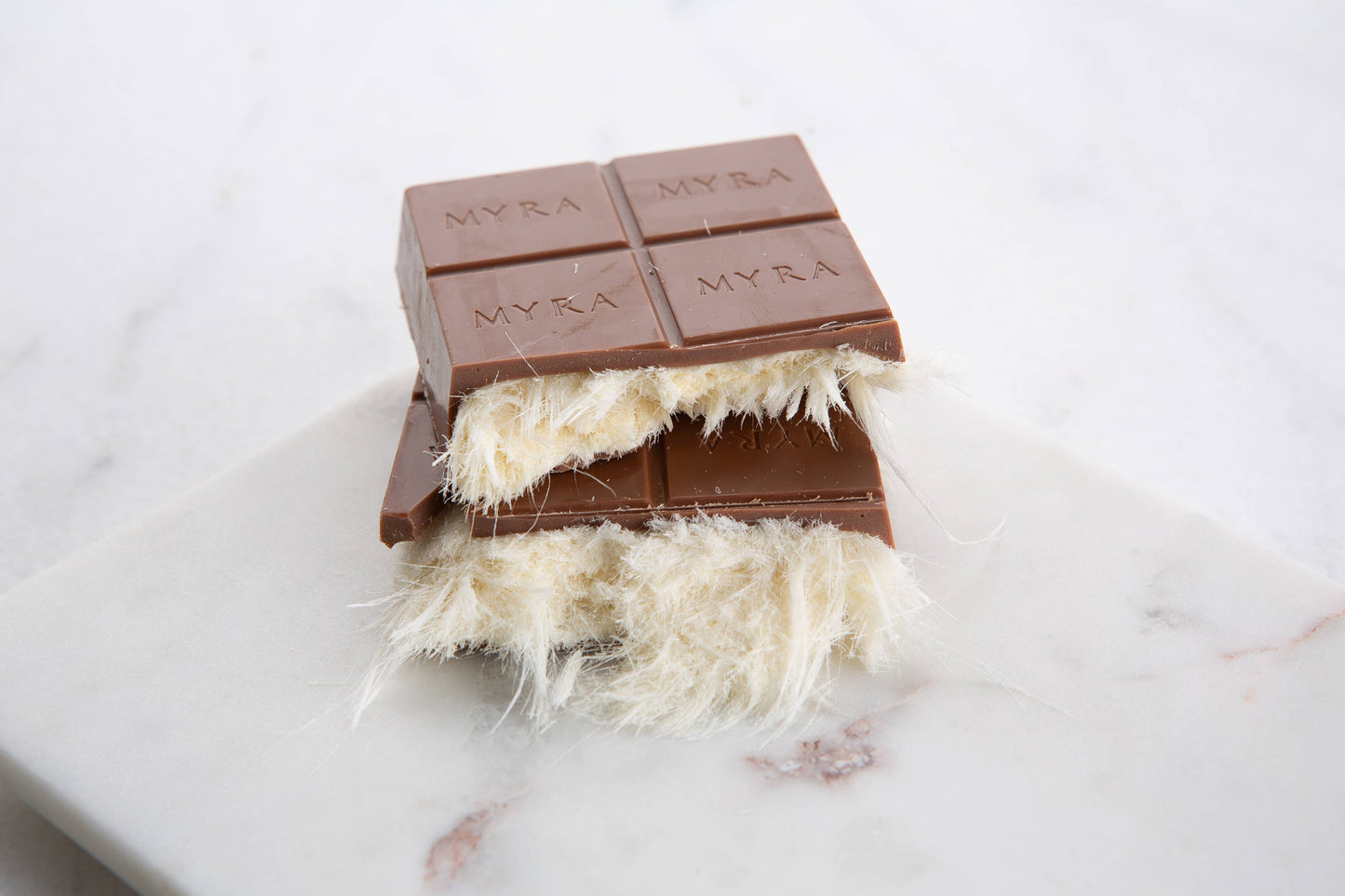 VIRAL ANGEL HAIR CHOCOLATE BAR (COTTON CANDY)