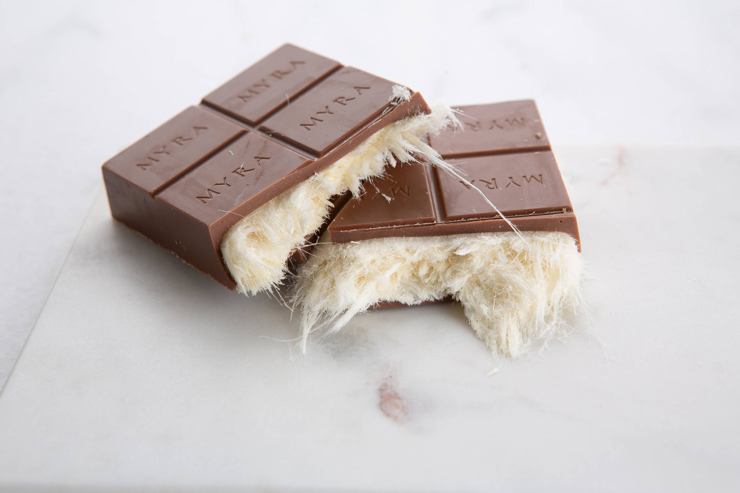 VIRAL ANGEL HAIR CHOCOLATE BAR (COTTON CANDY)