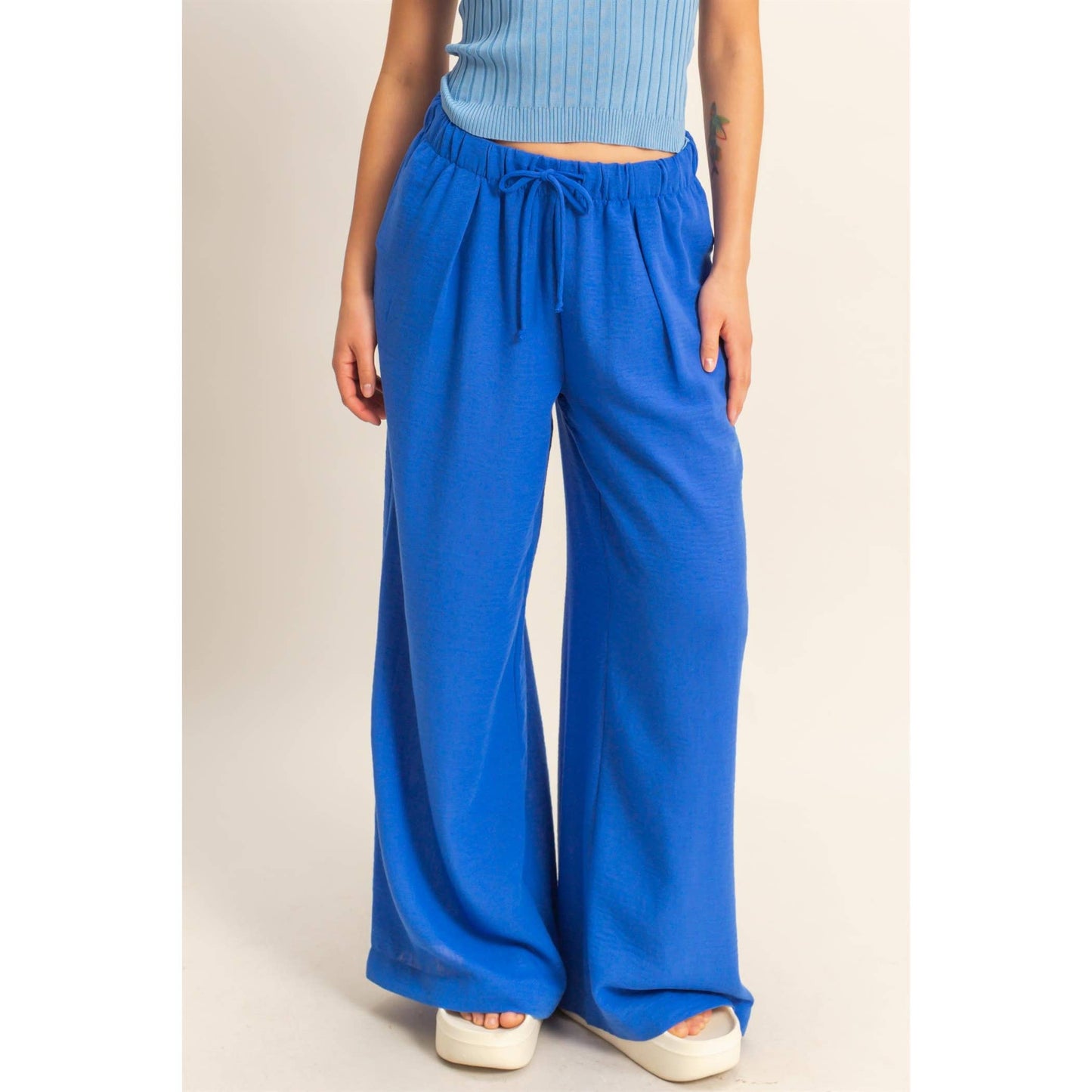 Wide leg pants