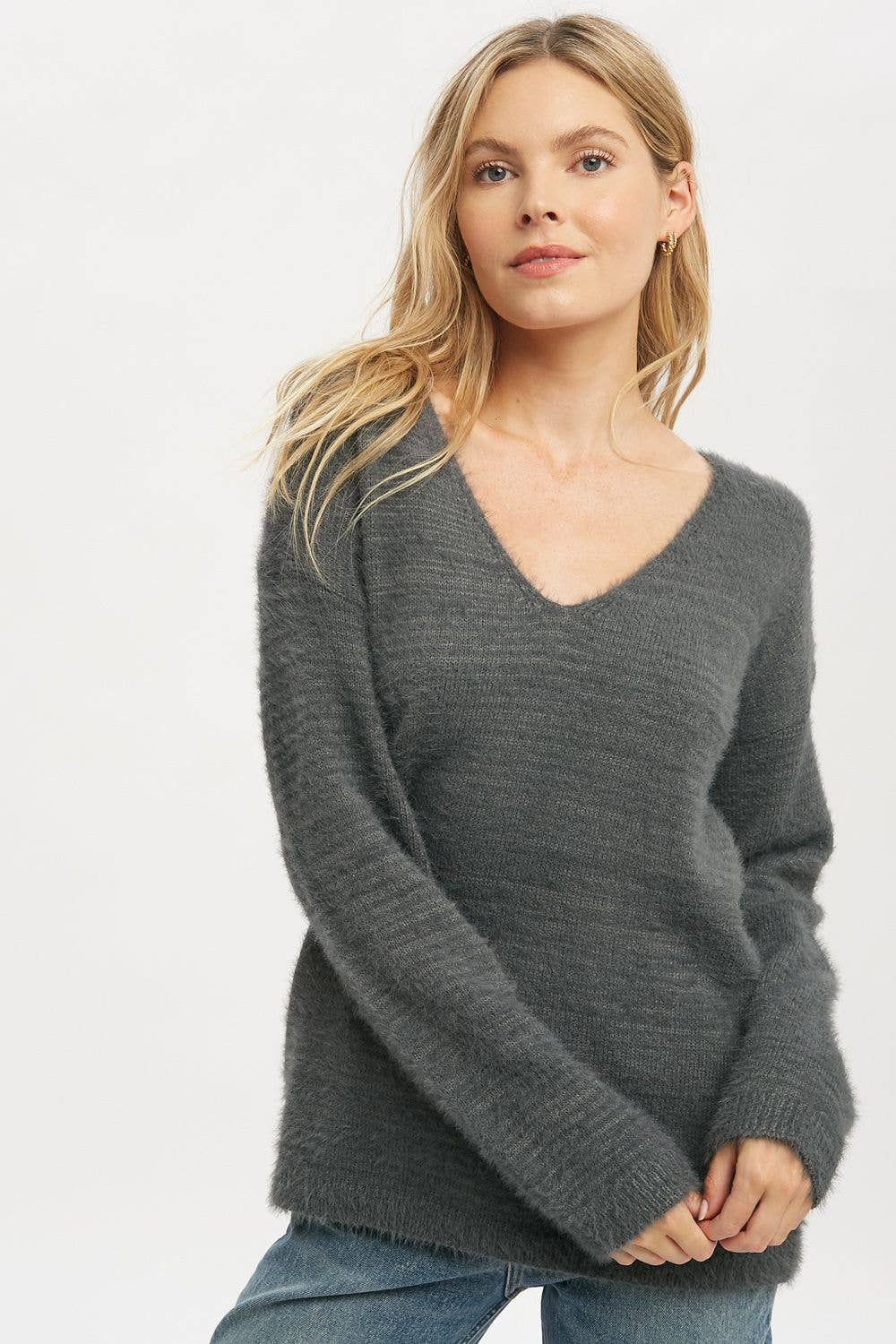 19600 Soft V-Neck Sweater