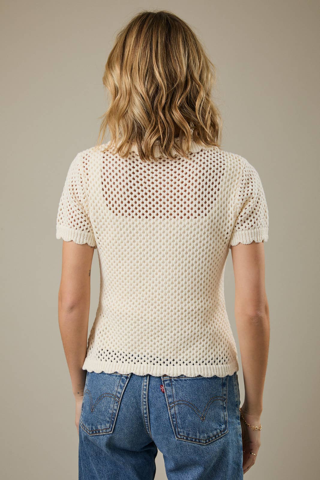 COLLARED BUTTON DOWN SHORT SLEEVE CROCHET TOP