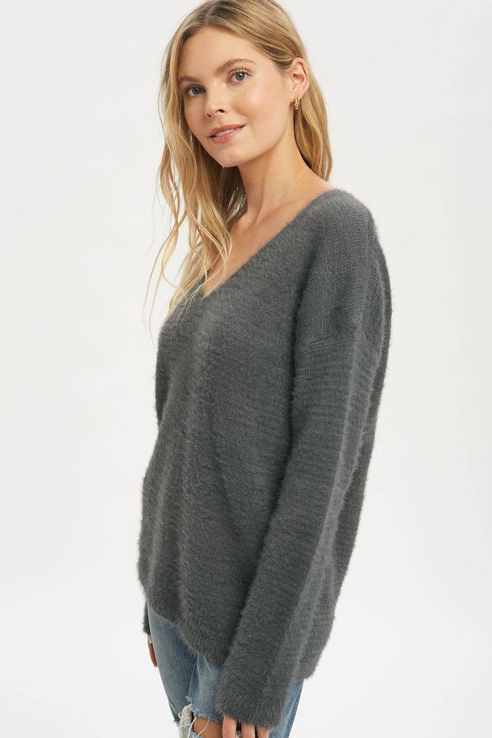 19600 Soft V-Neck Sweater