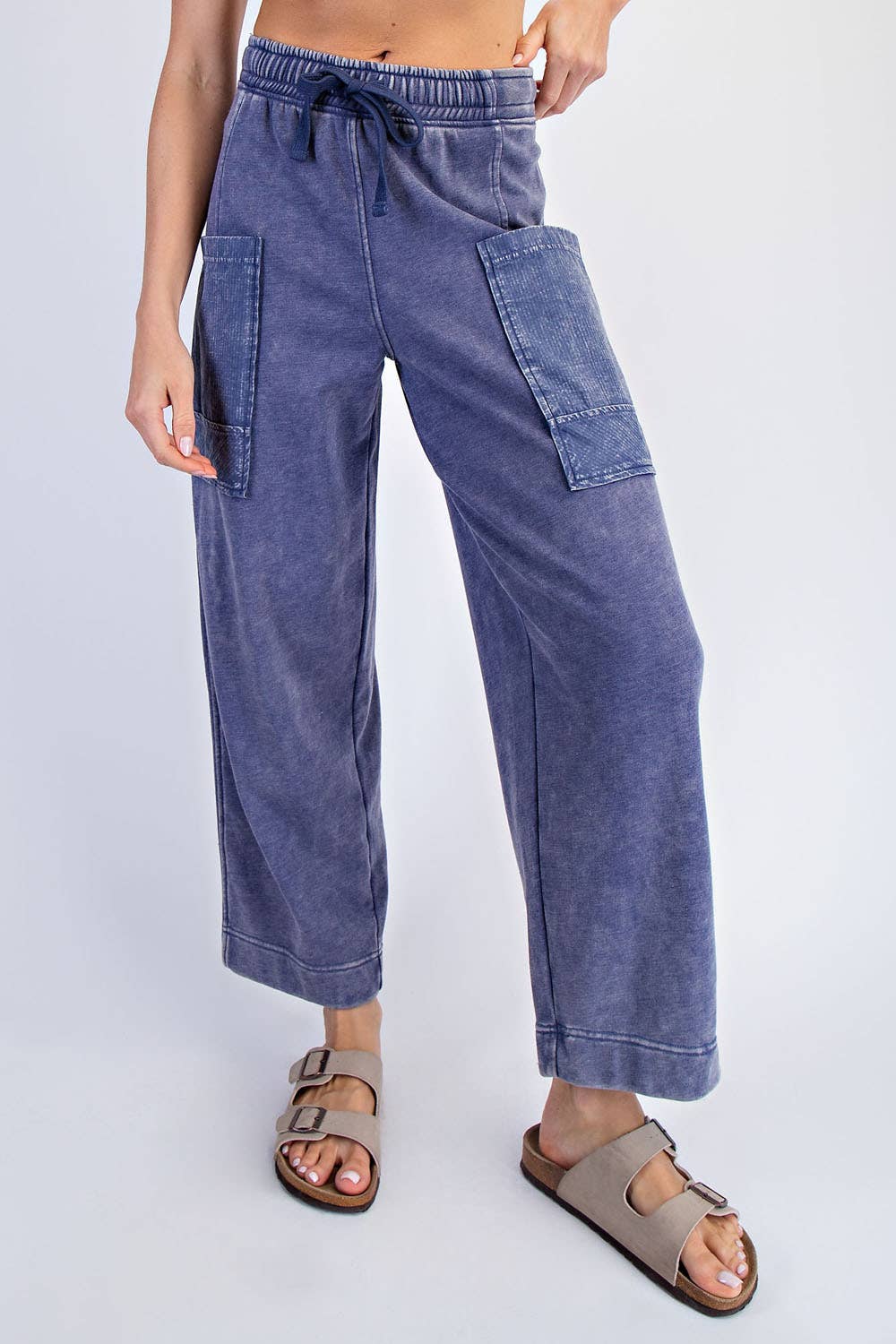 MINERAL WASHED FRENCH TERRY CROPPED CARGO PANT