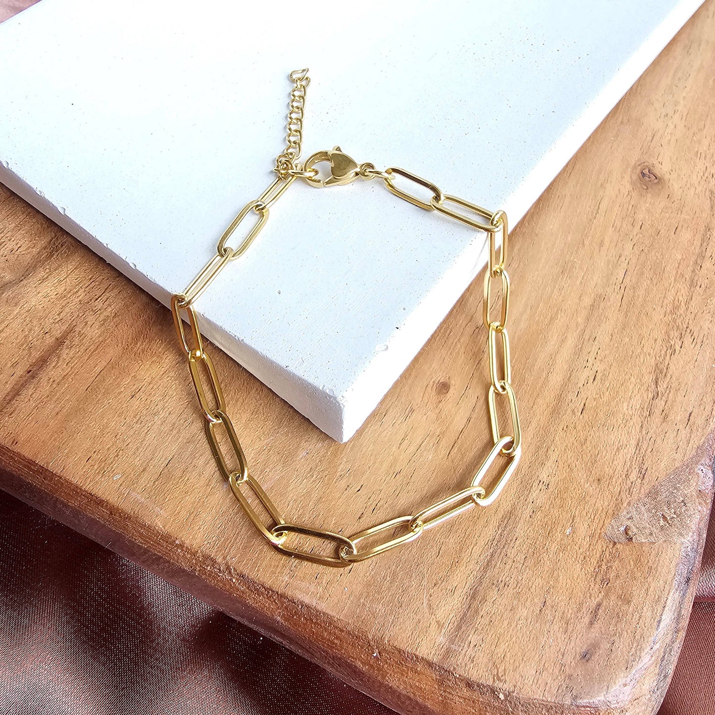 Luxe Gold Paper Clip Bracelet