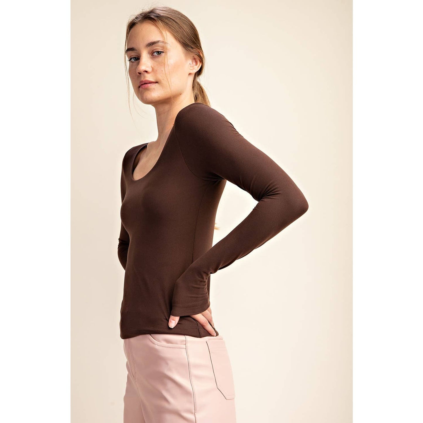 Round neck top