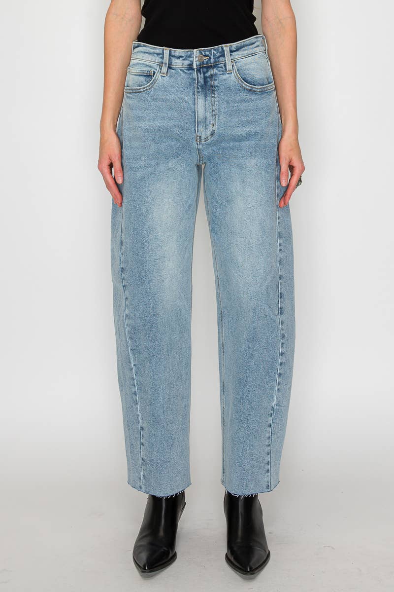 BLUE by ARTEMIS HIGH RISE  BARREL JEANS