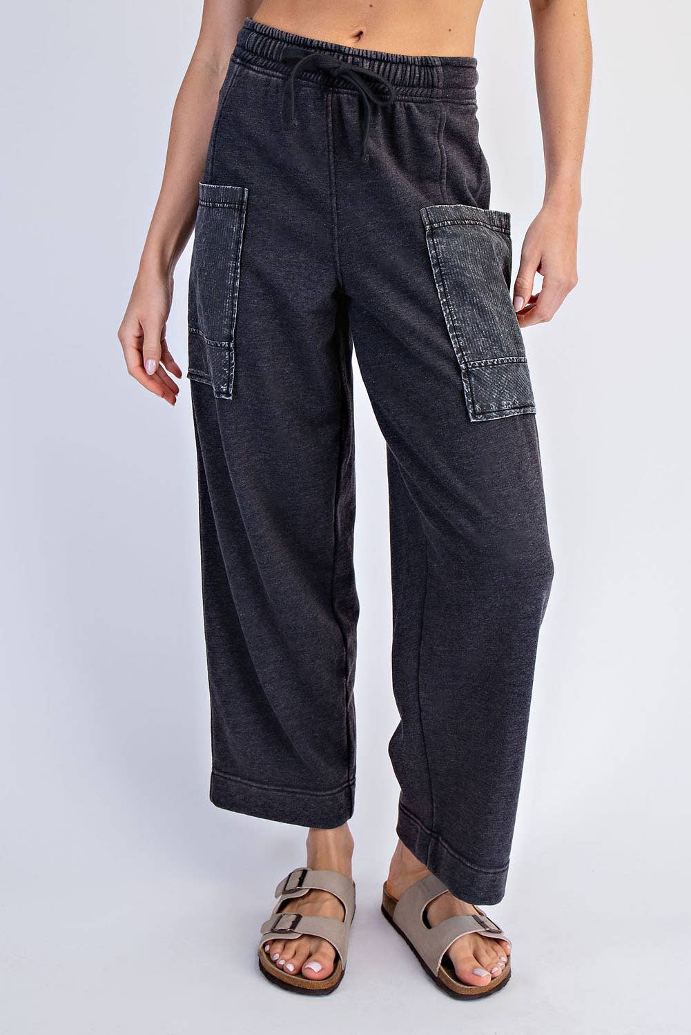 MINERAL WASHED FRENCH TERRY CROPPED CARGO PANT
