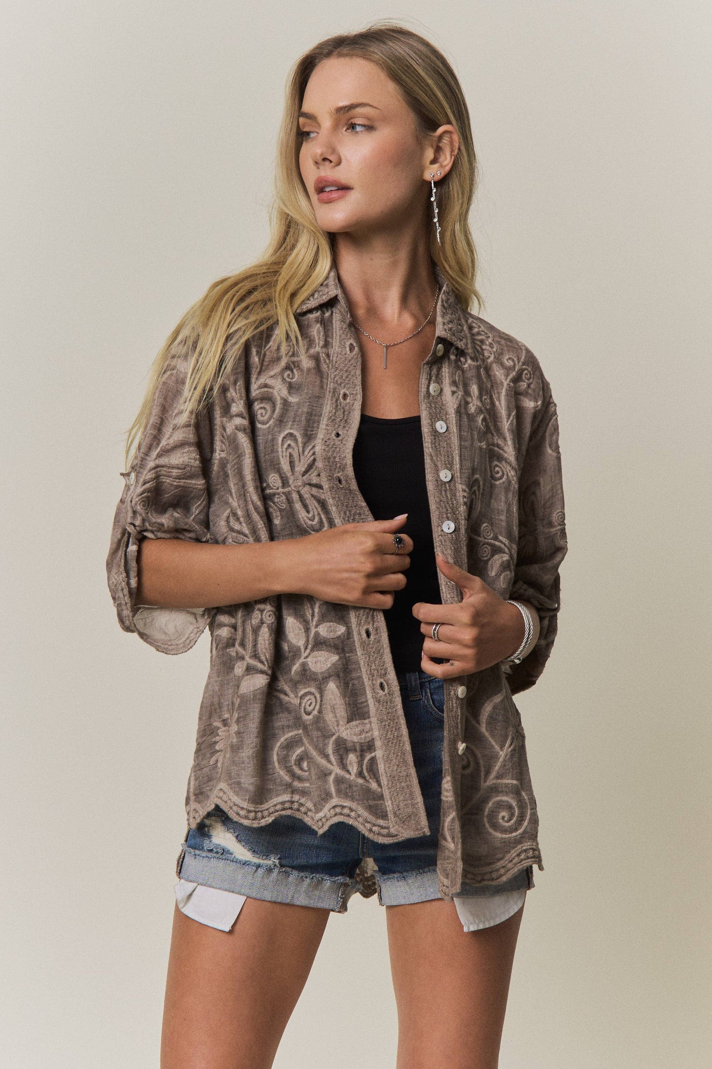 BOHO EMBROIDERED BUTTON-DOWN TOP\