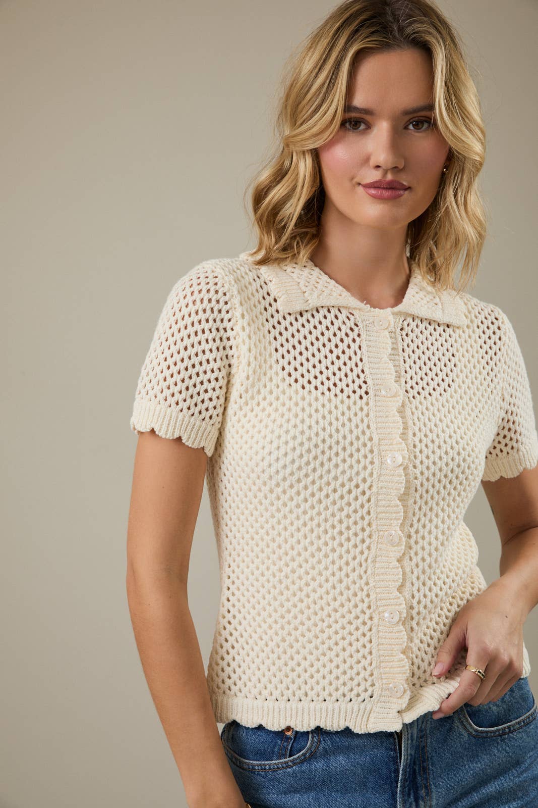 COLLARED BUTTON DOWN SHORT SLEEVE CROCHET TOP