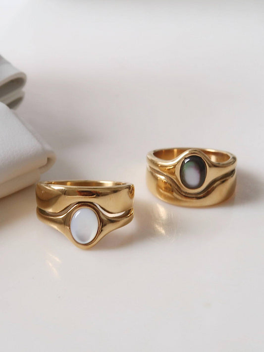 Alouette 18K Gold Non-Tarnish Stone Wave Ring