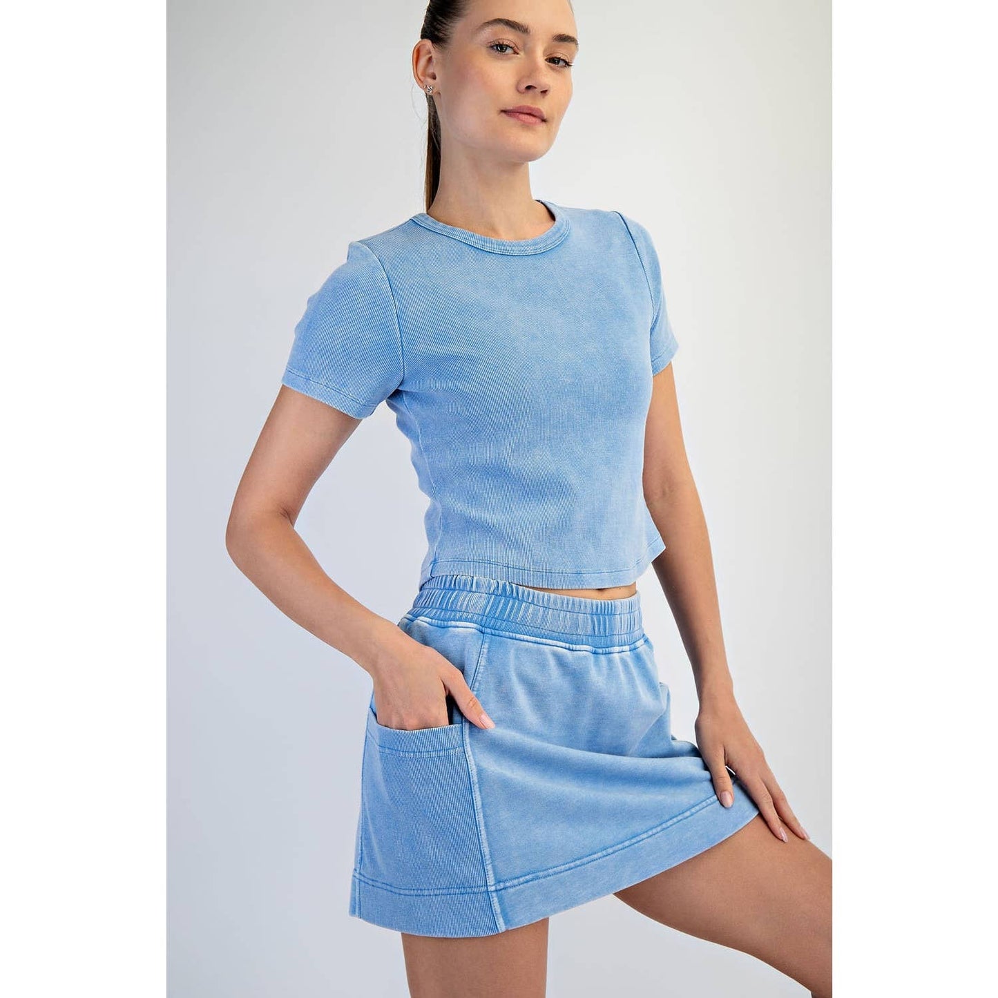 MINERAL WASHED COTTON RIB CROPPED TEE
