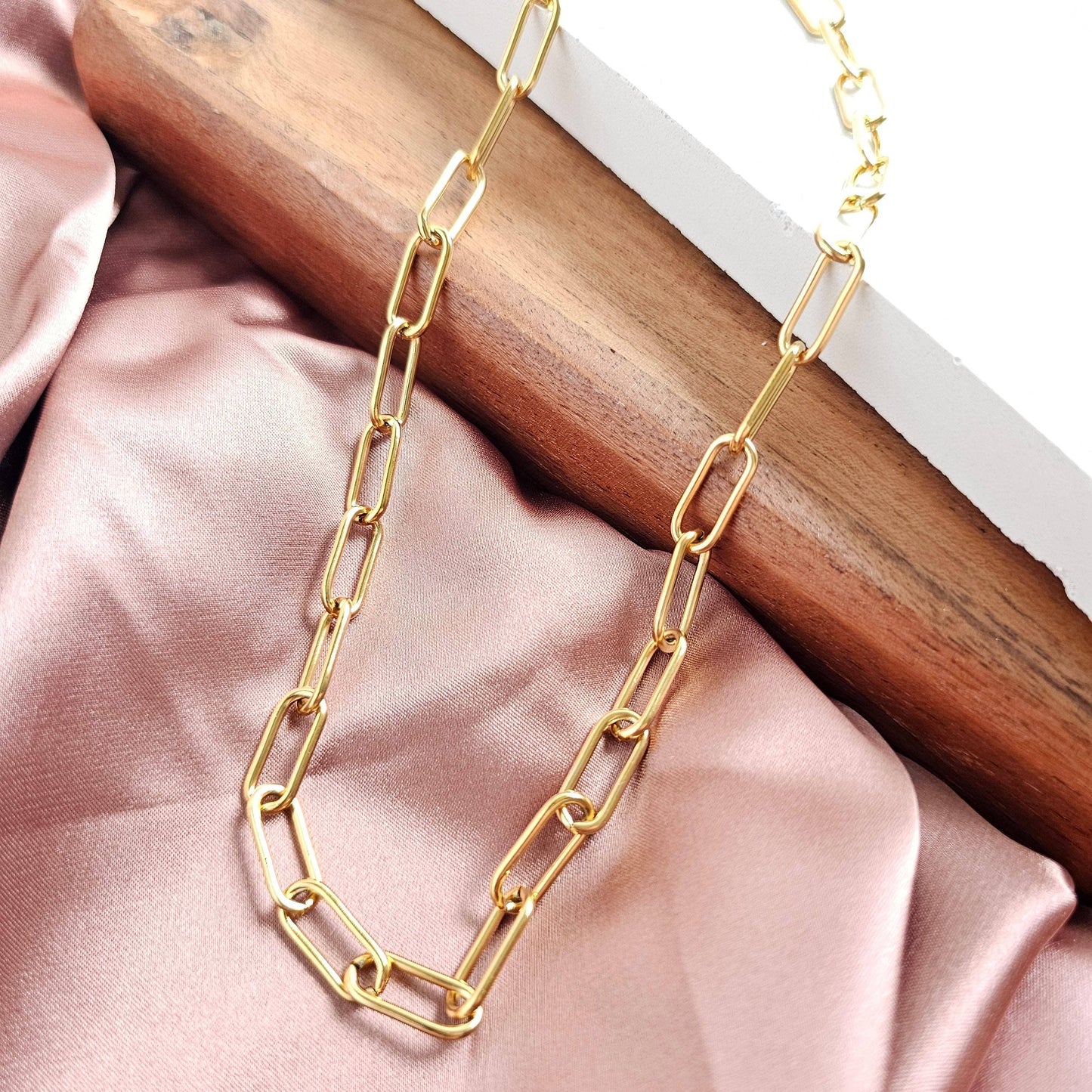 Luxe Gold Chunky Paper Clip Chain - 20"