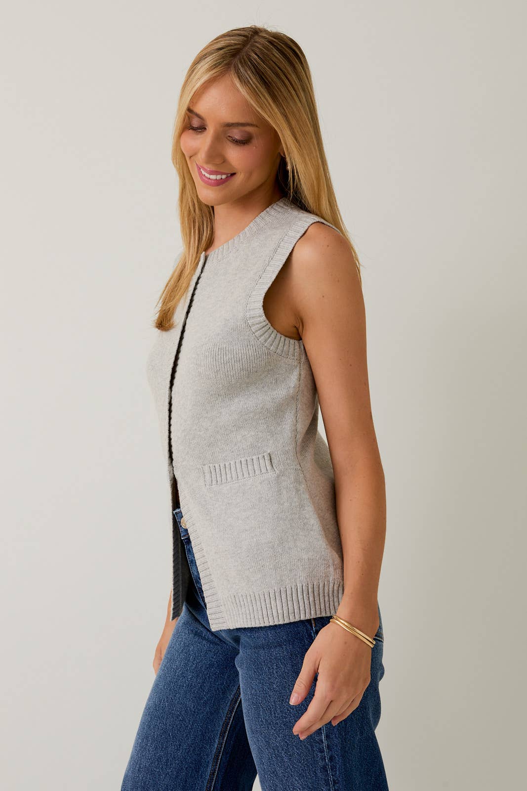 Knit vest