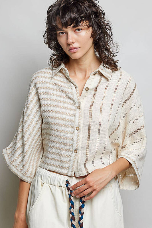 Cropped Relaxed Wood Button Detail Wide-Sleeve Shirt