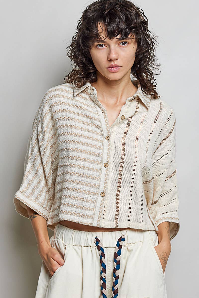 Cropped Relaxed Wood Button Detail Wide-Sleeve Shirt