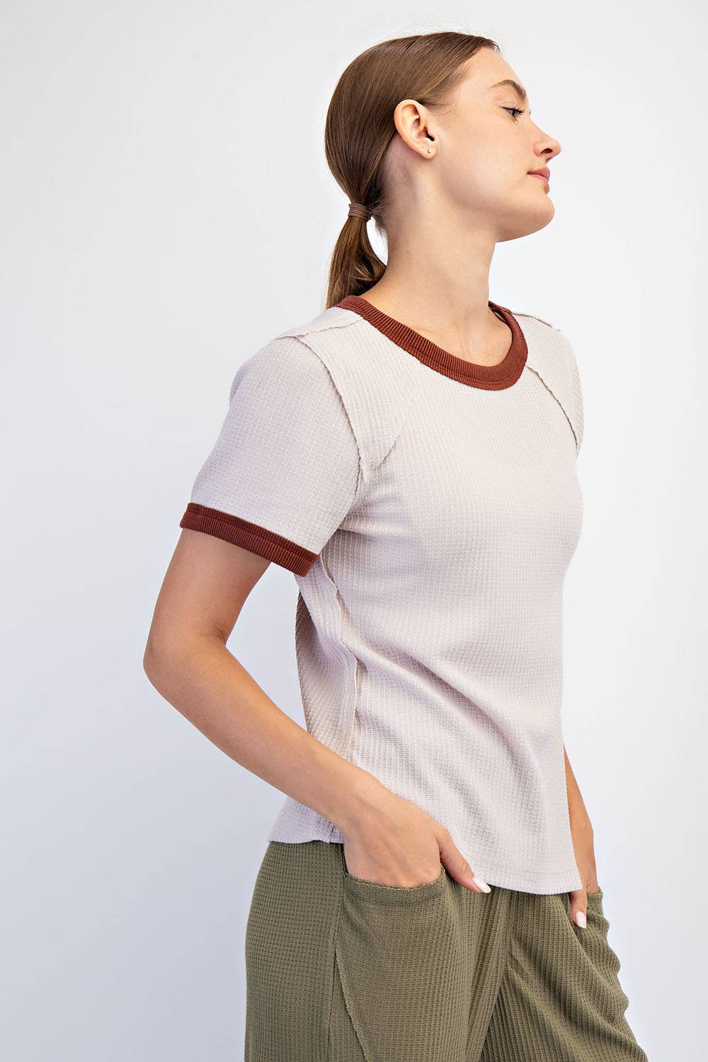 TEXTURED EVERYDAY TEE