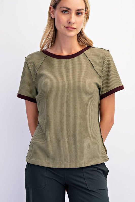 TEXTURED EVERYDAY TEE