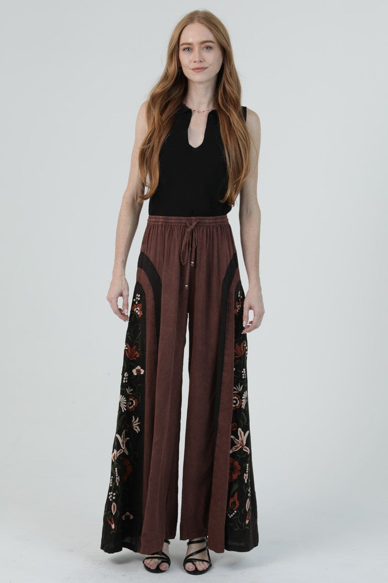 Embroidery autumn pants