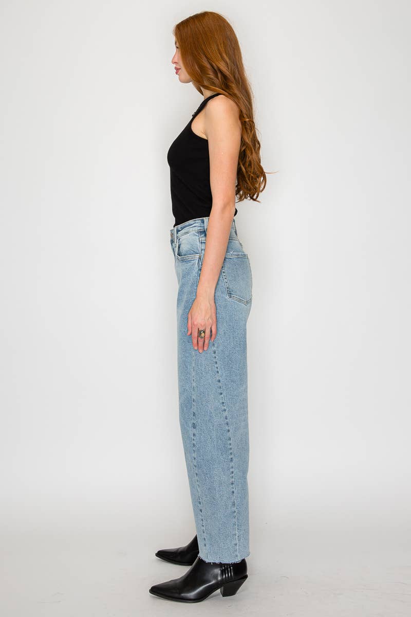 BLUE by ARTEMIS HIGH RISE  BARREL JEANS