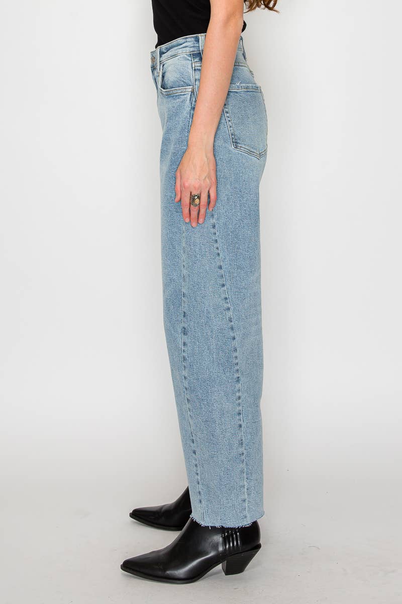 BLUE by ARTEMIS HIGH RISE  BARREL JEANS