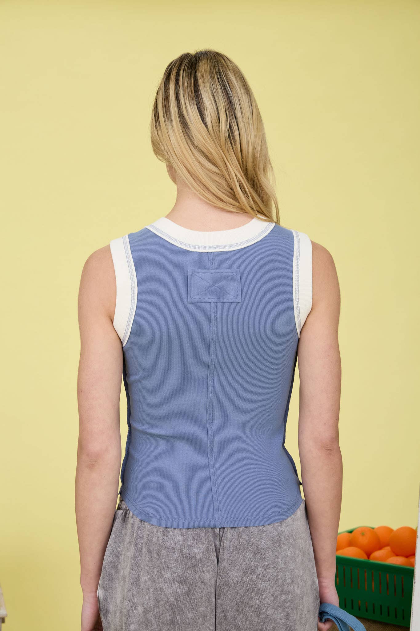 CONTRAST TRIM DETAIL KNIT TANK TOP