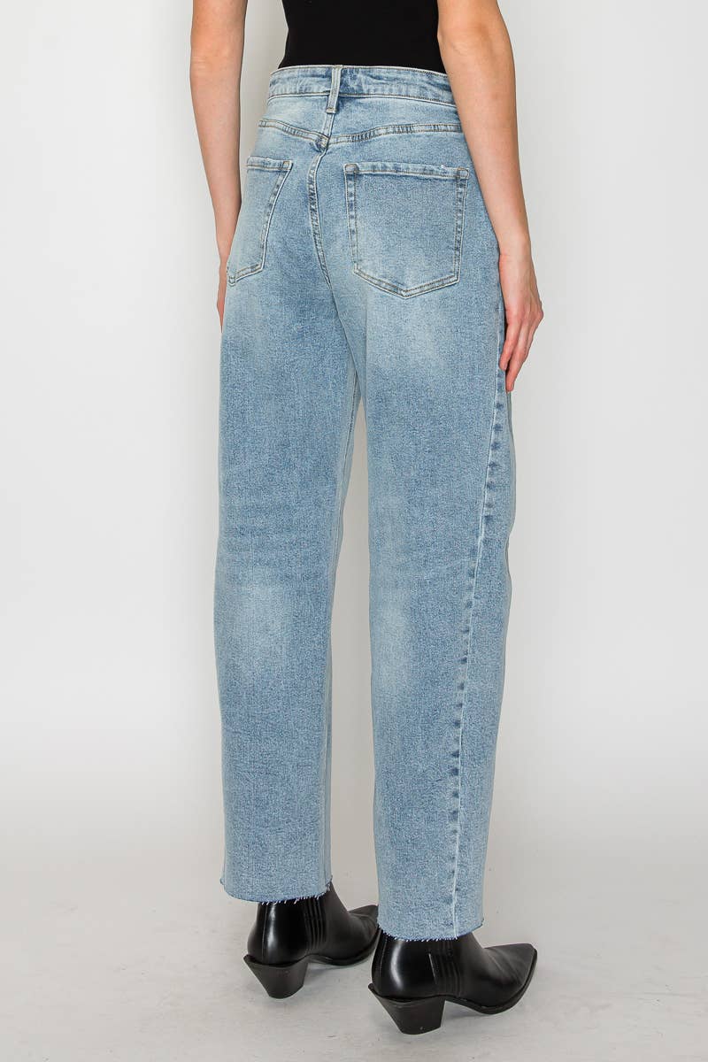 BLUE by ARTEMIS HIGH RISE  BARREL JEANS